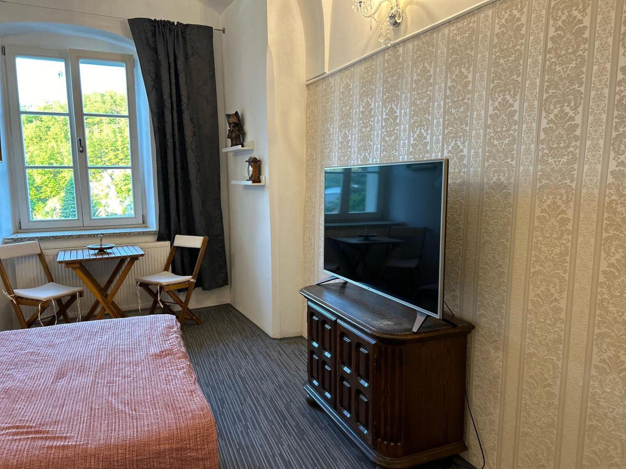 Apartmán Rezidence Napoleon Loket Exteriér fotografie