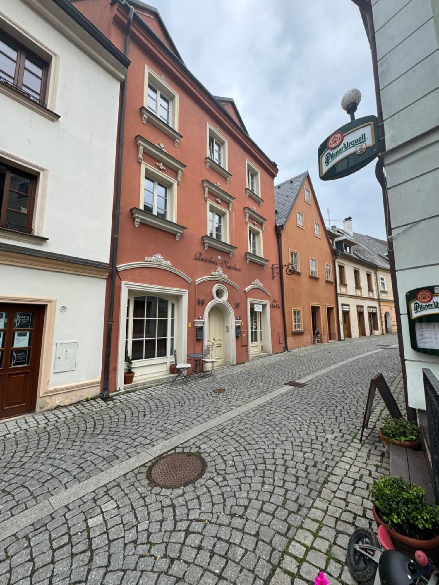 Apartmán Rezidence Napoleon Loket Exteriér fotografie